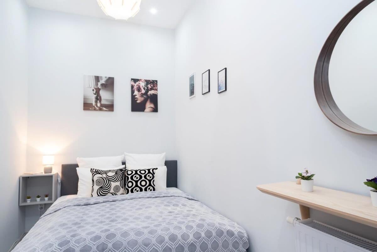 New Spacious Apartment At Superb Location Budapest Exterior photo